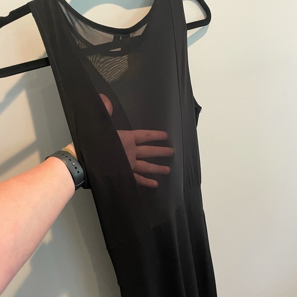 Sexy Floor Length Black Dress with Sheer Panel M - Picture 6 of 7